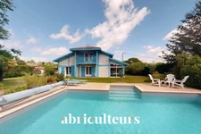 Belle maison Landaise 5 pièces -Terrain arboré -1788m2<span></span>Piscine chauffée