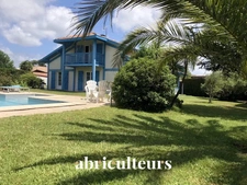 Belle maison Landaise 5 pièces -Terrain arboré -1788m2<span></span>Piscine chauffée