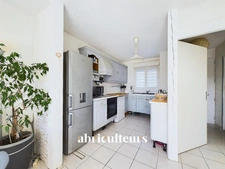 Agréable Duplex de 3 pièces à Saint-Vincent-de-Tyrosse, avec jardin au calme.