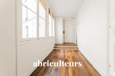 Appartement lumineux vendu à PARIS 1ER (75001)