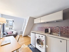 Duplex sous les toits, 3 m sous plafond, Paris 1er (Sentier / Palais-Royal)