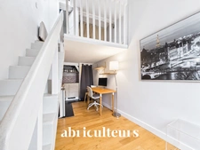 Duplex sous les toits, 3 m sous plafond, Paris 1er (Sentier / Palais-Royal)