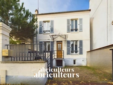 NANTERRE CENTRE VILLE<span></span>MAISON 84 m2<span></span>3 CHAMBRES<span></span>TERRAIN 253 m2<span></span>519.000 €