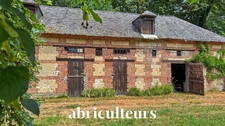 Propriété de caractère du XVIème siècle, vastes dépendances, Saint-Julien-Sur-Calonne (14130), proche de Deauville