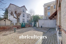 IMMEUBLE DE RAPPORT  bien entretenu vendu à Colombes (92700)
