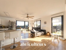Appartement 3 pièces 72 m²<span></span>Terrasse 41 m²<span></span>Colombes