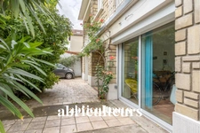 COLOMBES / CENTRE LES VALLEES - MAISON AVEC TERRAIN DE 305 M2 - 8 PIECES - 5 CHAMBRES - 190 M2 - 1.198.000 €