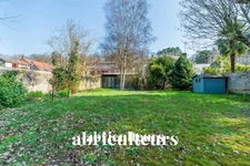 AUVERS SUR OISE / CENTRE VILLE - MAISON AVEC DEPENDANCE ET JARDIN - 8 PIECES - 4 CHAMBRES - 155 M2 - 620.000 €
