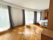 Grand studio lumineux  - Rue Parmentier  Neuilly sur Seine