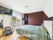 Belle maison contemporaine T7 de 185m²  avec dépendance, terrasse et jardin arboré de 500m² –  Garage  - Colombes (92400)