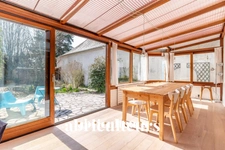 AUVERS SUR OISE / CENTRE VILLE - MAISON AVEC DEPENDANCE ET JARDIN - 8 PIECES - 4 CHAMBRES - 155 M2 - 620.000 €