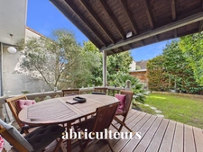 Belle maison contemporaine T7 de 185m²  avec dépendance, terrasse et jardin arboré de 500m² –  Garage  - Colombes (92400)