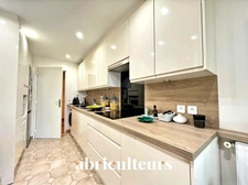 Epinay sur Seine limite Enghien les Bains <span></span>4 pièces avec balcon<span></span>Parking