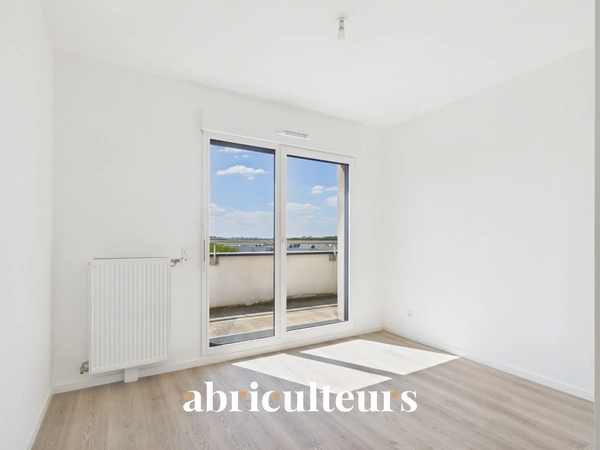 Appartement familial T5 de 91 m² avec terrasses et parkings<span></span>Colombes (92700)