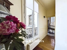 Appartement lumineux au 4ème étage sur cour - Levallois-Perret