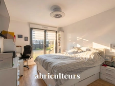 Appartement 3 pièces 72 m²<span></span>Terrasse 41 m²<span></span>Colombes