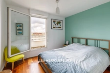 Appartement lumineux vendu à ASNIERES SUR SEINE (92600)