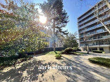 Grand studio lumineux  - Rue Parmentier  Neuilly sur Seine