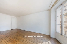 Appartement lumineux et traversant vendu à PARIS 1ER (75001)
