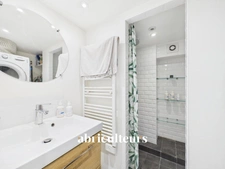 DUPLEX DE CHARME AU CŒUR DU 1ER ARRONDISSEMENT – 64 M² – 3 PIÈCES – PARIS