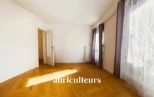 Grand studio lumineux  - Rue Parmentier  Neuilly sur Seine