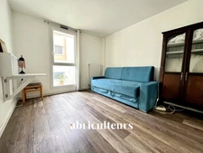 Triplex 4 chambres, 2 espaces extérieurs, box à proximité du Parc André Malraux- rue Salvador Allende, Nanterre