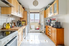 Appartement 3 pièces de 77 m²<span></span>Dernier étage<span></span>Gennevilliers