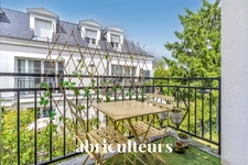 Colombes Gros Grès  : 3 pièces lumineux avec balcon, parking