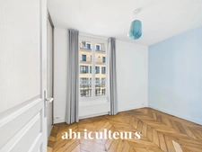 Duplex 4 pièces – Charme de l'ancien & Volume - Centre-ville de Puteaux (92800)