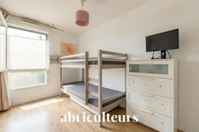 Appartement 3 pièces 66 m²<span></span>Dernier étage lumineux avec deux balcons  et box<span></span>Gennevilliers