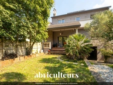 Maison contemporaine T7 de 185m²  avec dépendance, terrasse et jardin arboré de 500m² –  Garage  - Colombes