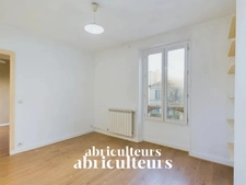 NANTERRE CENTRE VILLE<span></span>MAISON 84 m2<span></span>3 CHAMBRES<span></span>TERRAIN 253 m2<span></span>519.000 €