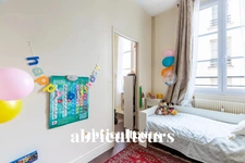 PARIS 1ER<span></span>APPARTEMENT<span></span>3 PIECES<span></span>2 CHAMBRES<span></span>55 M2<span></span>690.000 €