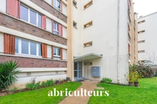 APPARTEMENT 4 PIECES<span></span>3 CHAMBRES<span></span>COLOMBES