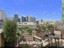 Courbevoie  : 5 pièces,  dernier étage , 2 parkings (dont 1 box) + 2 caves – DPE C – Aucuns travaux