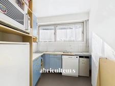 Grand studio lumineux  - Rue Parmentier  Neuilly sur Seine