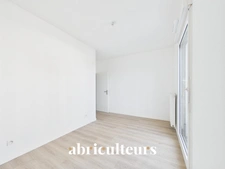 Appartement familial T5 de 91 m² avec terrasses et parkings – Colombes (92700)