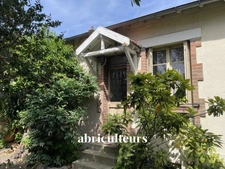MAISON AVEC DEPENDANCE ET JARDIN vendu à Colombes (92700)