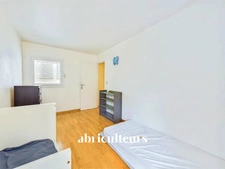 Triplex 4 chambres, 2 espaces extérieurs, box à proximité du Parc André Malraux- rue Salvador Allende, Nanterre