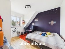 Belle maison contemporaine T7 de 185m²  avec dépendance, terrasse et jardin arboré de 500m² –  Garage  - Colombes (92400)