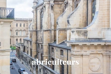 Appartement lumineux vendu à PARIS 1ER (75001)
