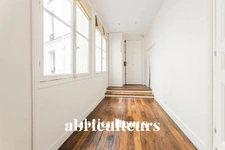 PARIS 1ER / SAINT HONORÉ<span></span>2 PIECES<span></span>1 CHAMBRE<span></span>53 m2<span></span>675.000 €