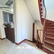 Puteaux Centre : Duplex 4 pièces – Charme de l'ancien & Volume