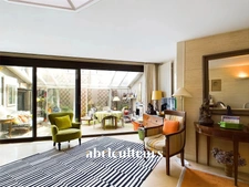 Tranquillité et charme à Levallois-Perret : appartement de 121  près de Neuilly et la Porte de Champerret