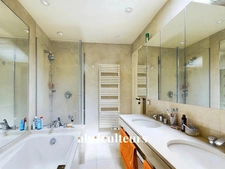 Tranquillité et charme à Levallois-Perret : appartement de 121  près de Neuilly et la Porte de Champerret