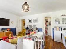 Grand 2 pièces plein de charme en très bon état vendu à Asnières sur Seine (92600)