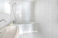 Appartement lumineux et traversant vendu à PARIS 1ER (75001)