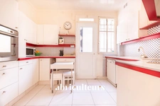 PARIS 16 / AUTEUIL - DUPLEX AVEC BALCON - 8 PIECES - 5 CHAMBRES - 1 BUREAU - 171 m2 - 1.890.000