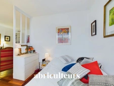 Appartement avec rénovation récente vendu à PARIS 15e (75015)