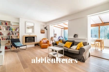 AUVERS SUR OISE / CENTRE VILLE - MAISON AVEC DEPENDANCE ET JARDIN - 8 PIECES - 4 CHAMBRES - 155 M2 - 620.000 €